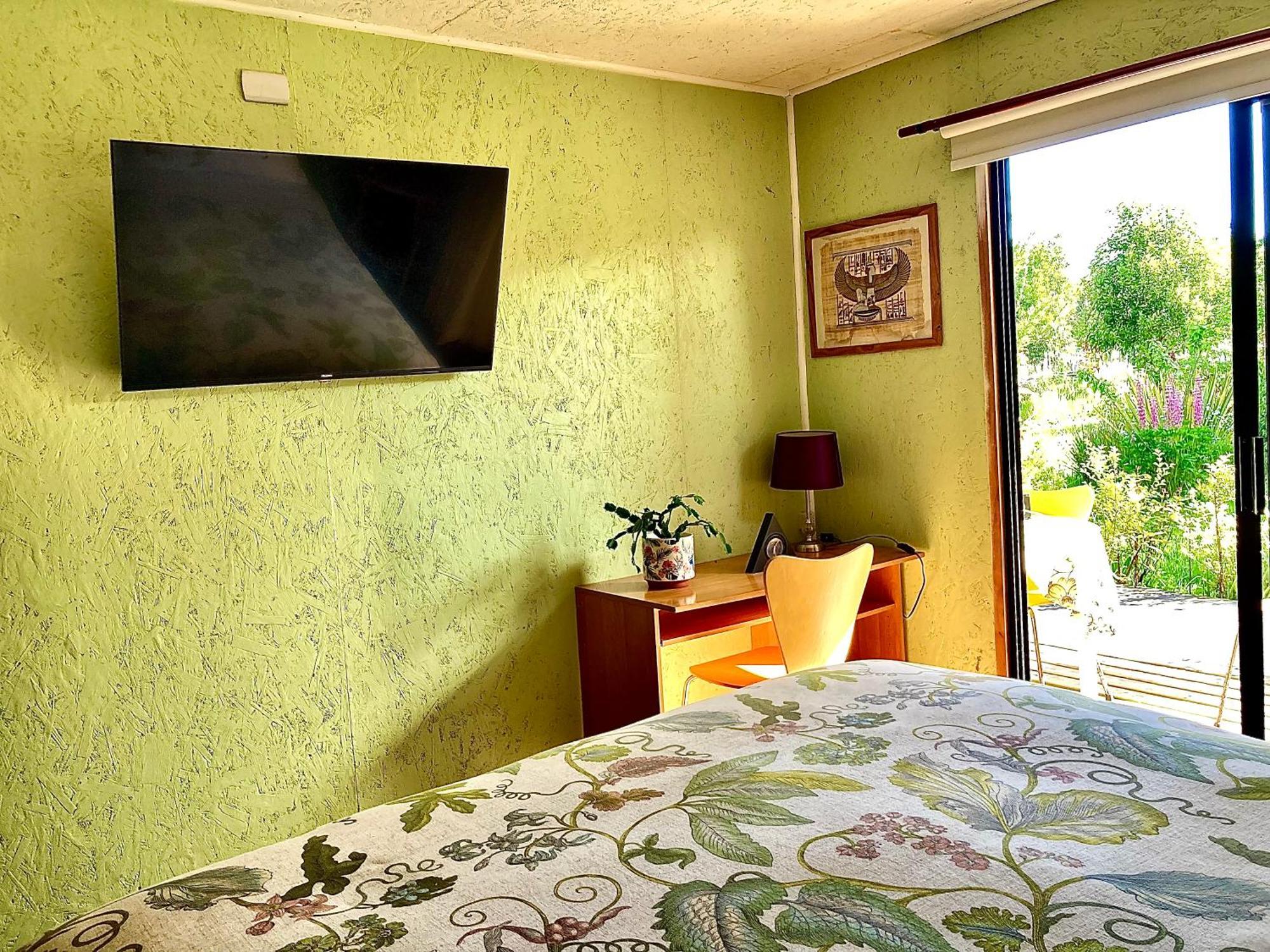 Cabanas Chiloeislife Countryside Castro Bagian luar foto